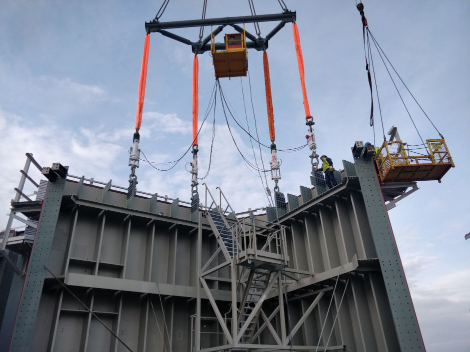 canakkale pylon erection